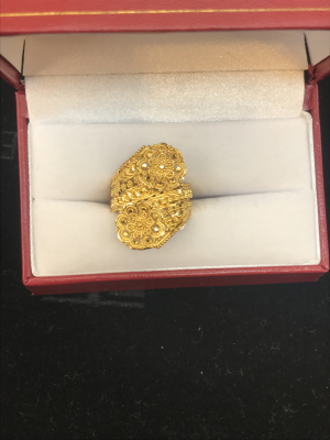 Lady ring