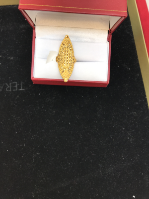 Lady ring