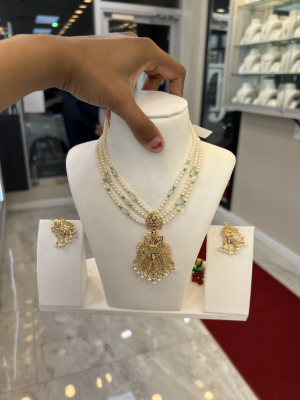 Pearl set