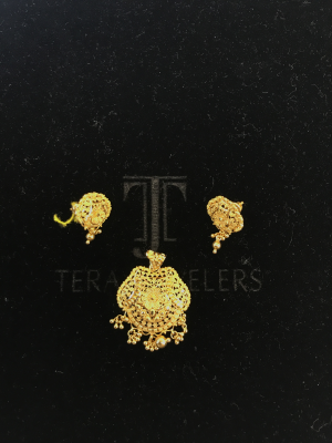 Pendent set 